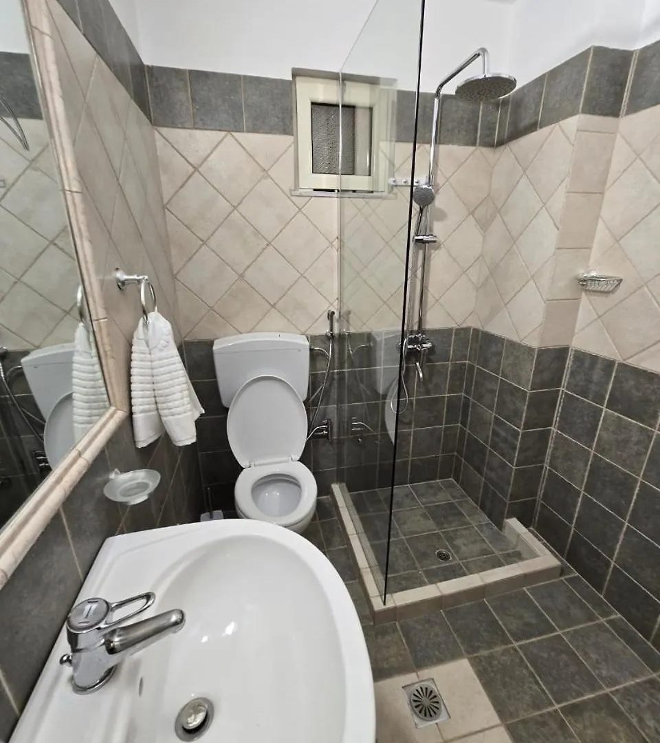 Olivet Hotel Avlonya