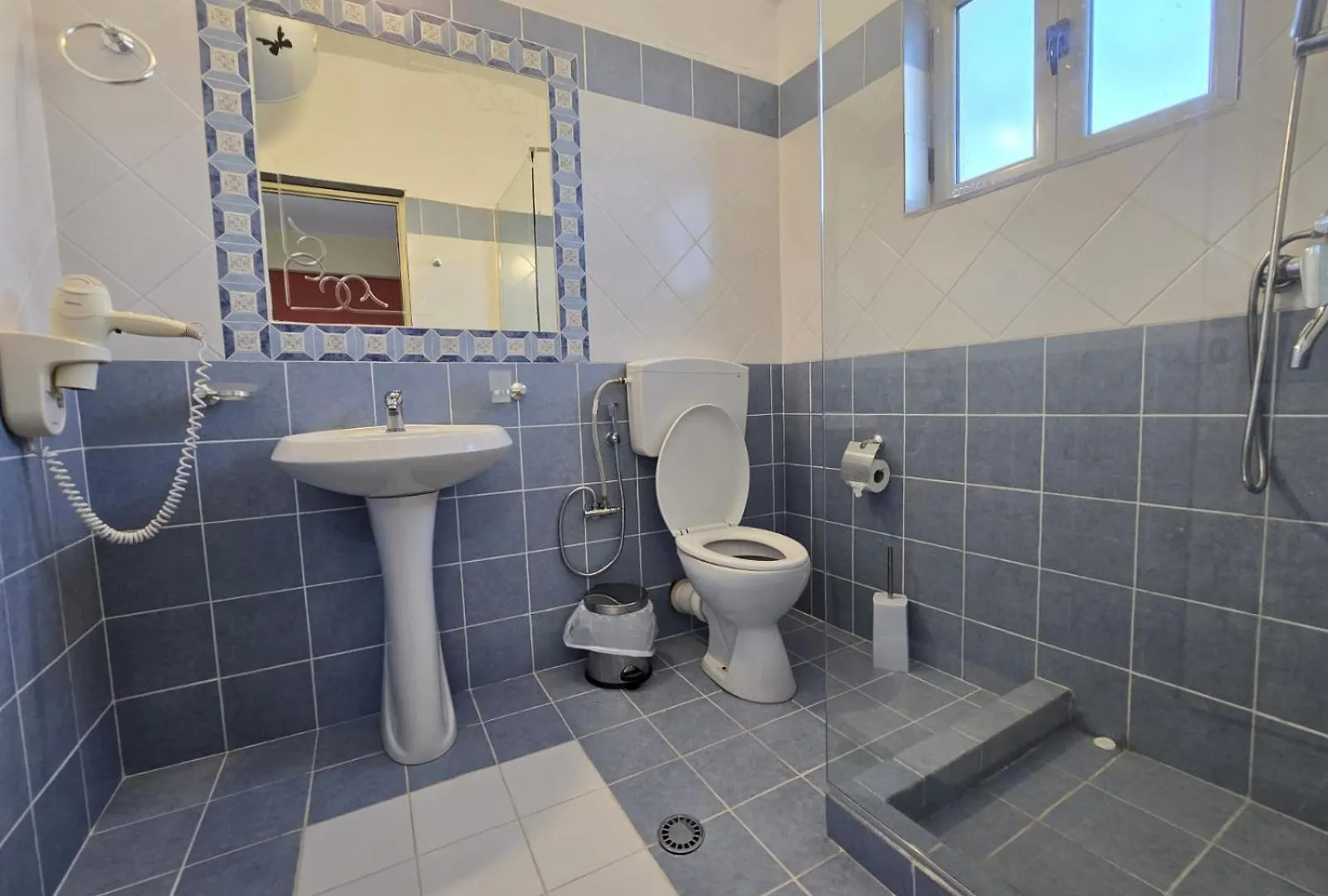 Olivet Hotel Avlonya