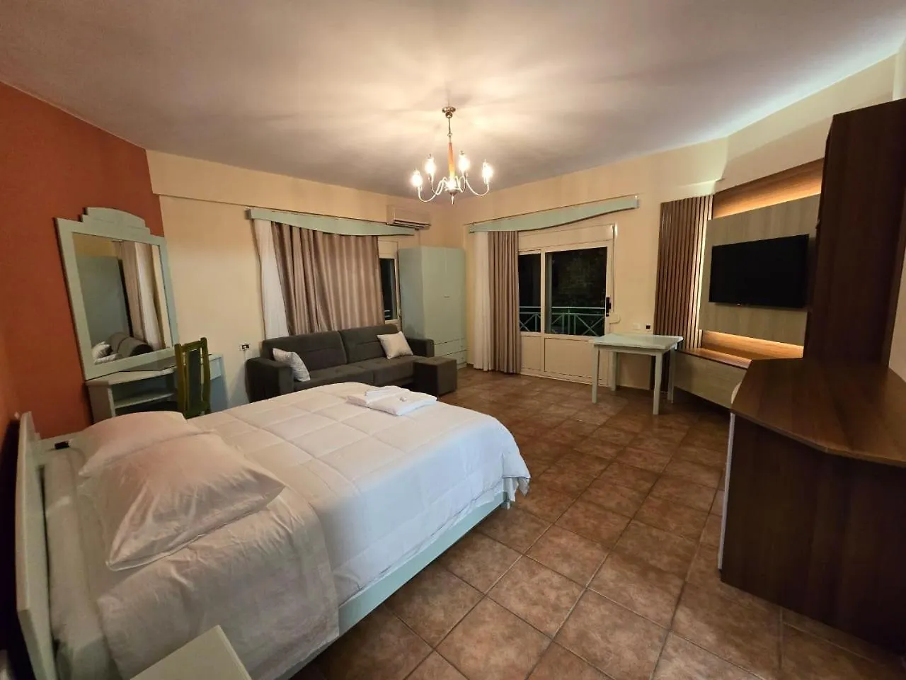 Olivet Hotel Avlonya Arnavutluk