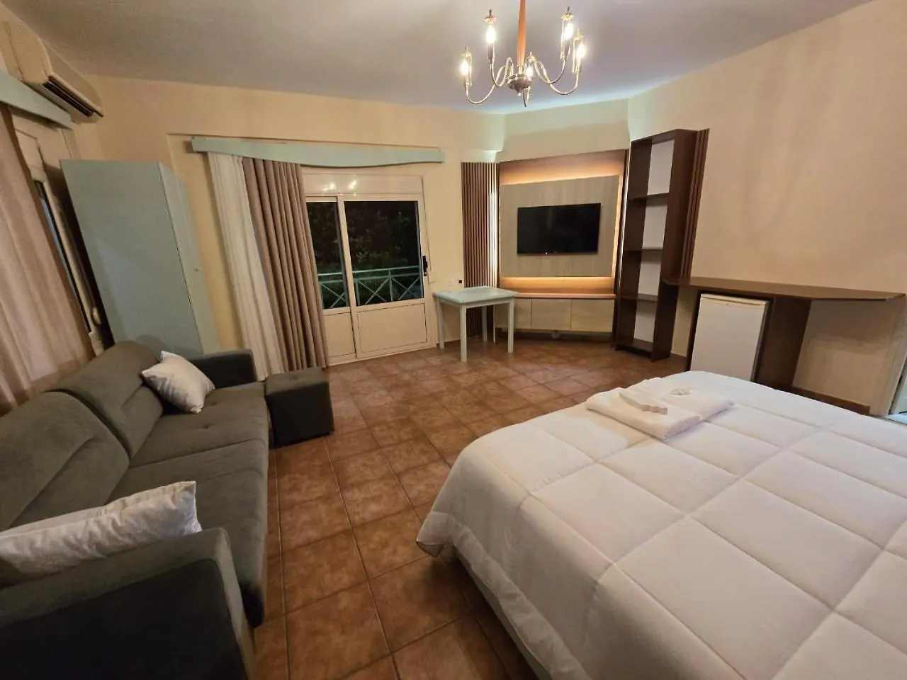 Olivet Hotel Vlorë