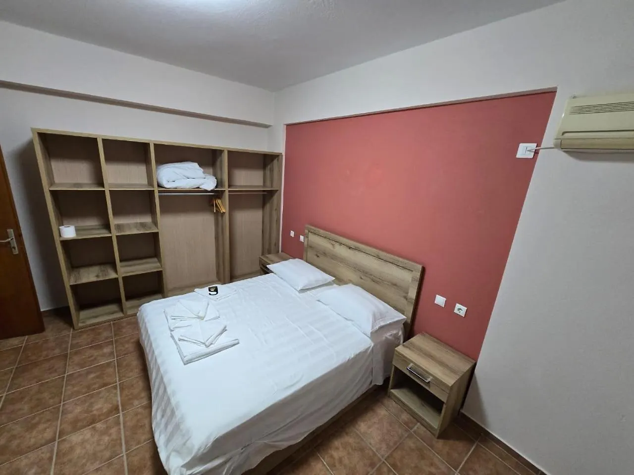 Olivet Hotel Avlonya