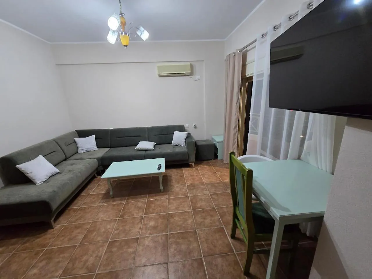 Olivet Hotel Avlonya